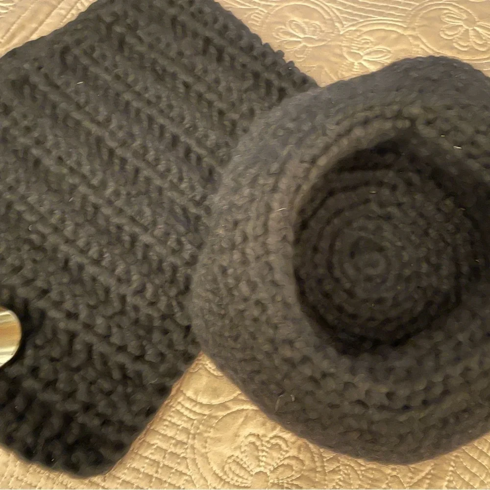 Black Coat Collar/Scarf with matching Bucket Hat